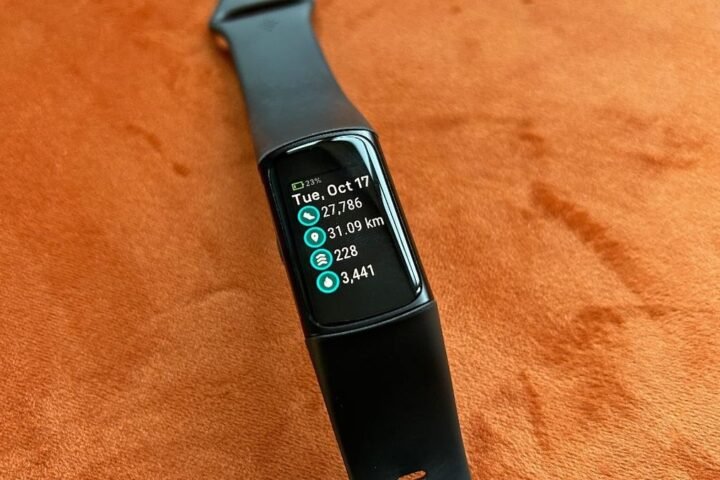 Fitbit Charge 6 Review | Coach